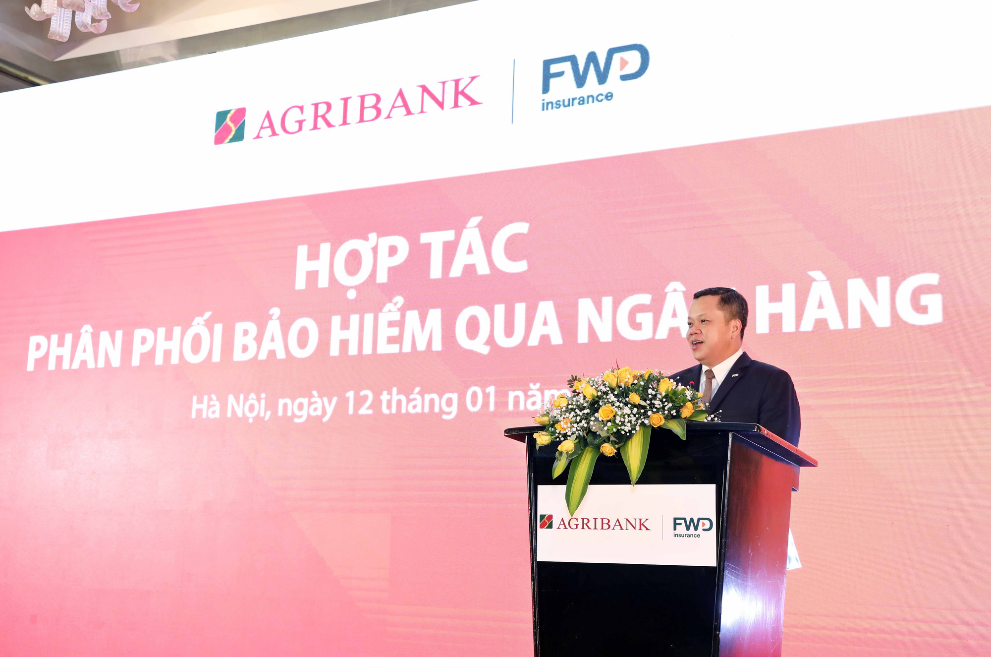 Agribank và FWD Việt Nam triển khai hợp tác về phân phối bảo hiểm - Ảnh 2.