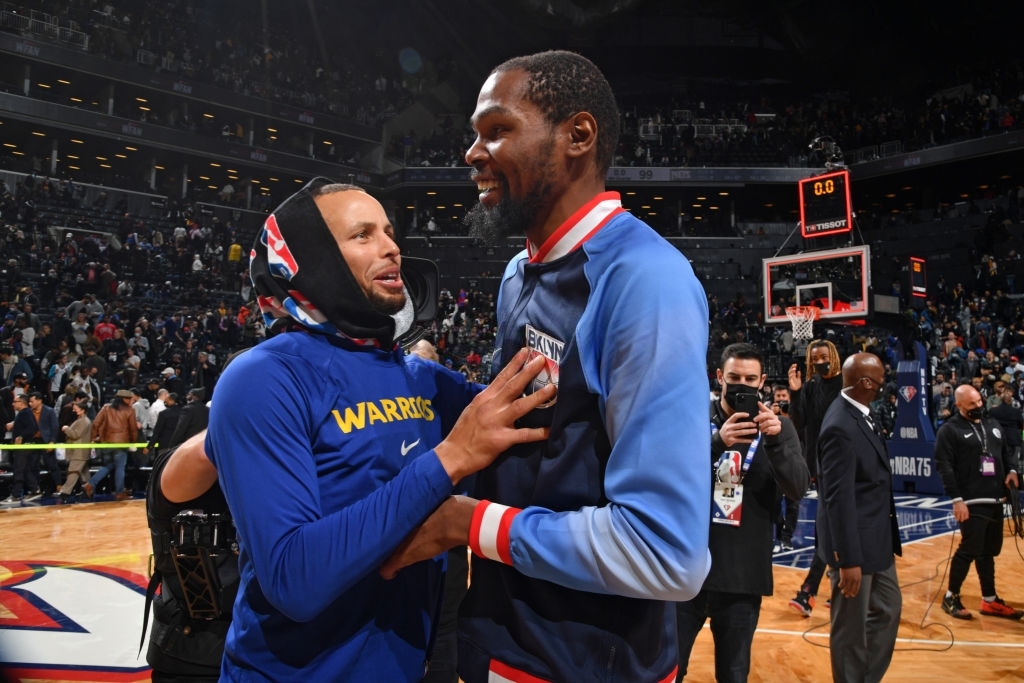 Phải chăng Stephen Curry đang hụt hơi trong cuộc đua tới danh hiệu MVP? - Ảnh 4.