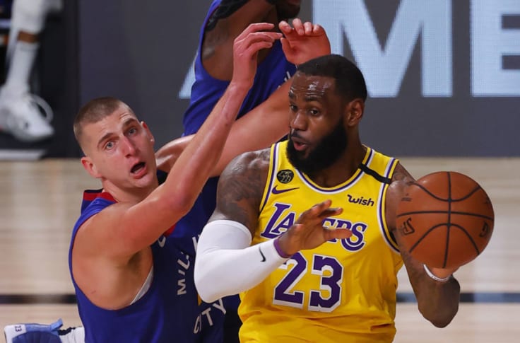 BLV nổi tiếng tranh thủ lấy lòng LeBron James: &quot;Anh ấy là trung phong xịn hơn cả Rudy Gobert&quot; - Ảnh 3.