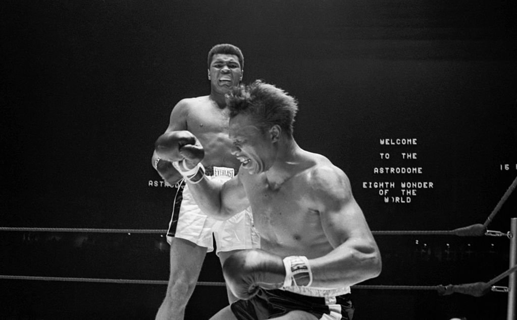 Kỷ niệm 80 năm ngày sinh của Muhammad Ali: Huyền thoại sẽ còn được nhớ mãi - Ảnh 1. Kỷ niệm 80 năm ngày sinh của Muhammad Ali: Huyền thoại sẽ còn được nhớ mãi - Ảnh 1.