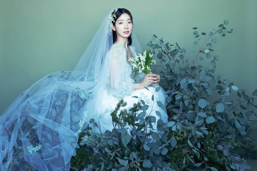 HOT: Công bố ảnh cưới của Park Shin Hye và chồng kém tuổi trước giờ G, cô dâu bầu bí diện váy cưới đẹp quá trời ơi! - Ảnh 4.