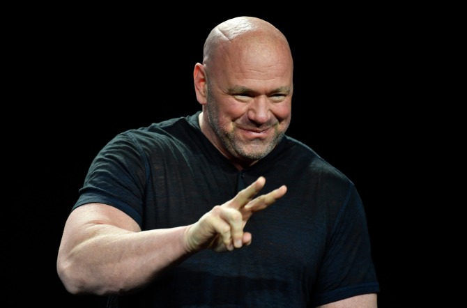 Chủ tịch Dana White bất ngờ đổi giọng, bỏ ngỏ khả năng hợp tác cùng Jake Paul trong tương lai - Ảnh 1.