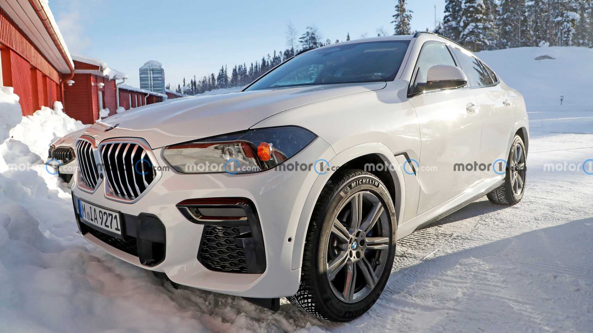Xem trước BMW X6 2022 ra mắt trong năm nay - Xe chơi hạng sang quen thuộc với khách Việt - Ảnh 2. Xem trước BMW X6 2022 ra mắt trong năm nay - Xe chơi hạng sang quen thuộc với khách Việt - Ảnh 2.