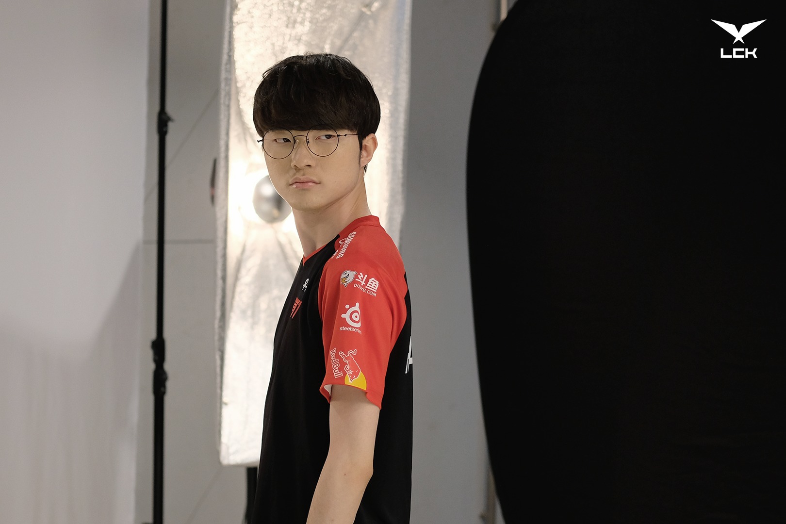 Faker có số mạng hạ gục đứng thứ 3, sau Deft, Rookie