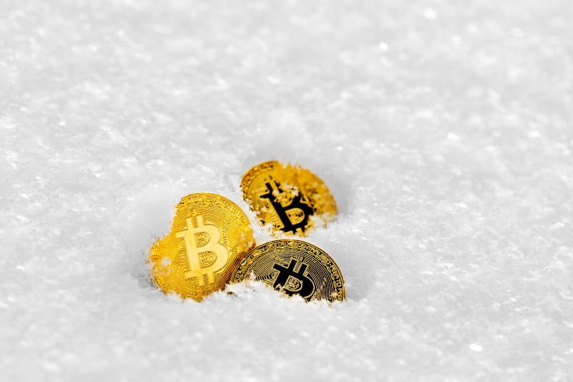 Giá Bitcoin biến động khó lường, báo hiệu cho một mùa đông Bitcoin đang đến? - Ảnh 2.
