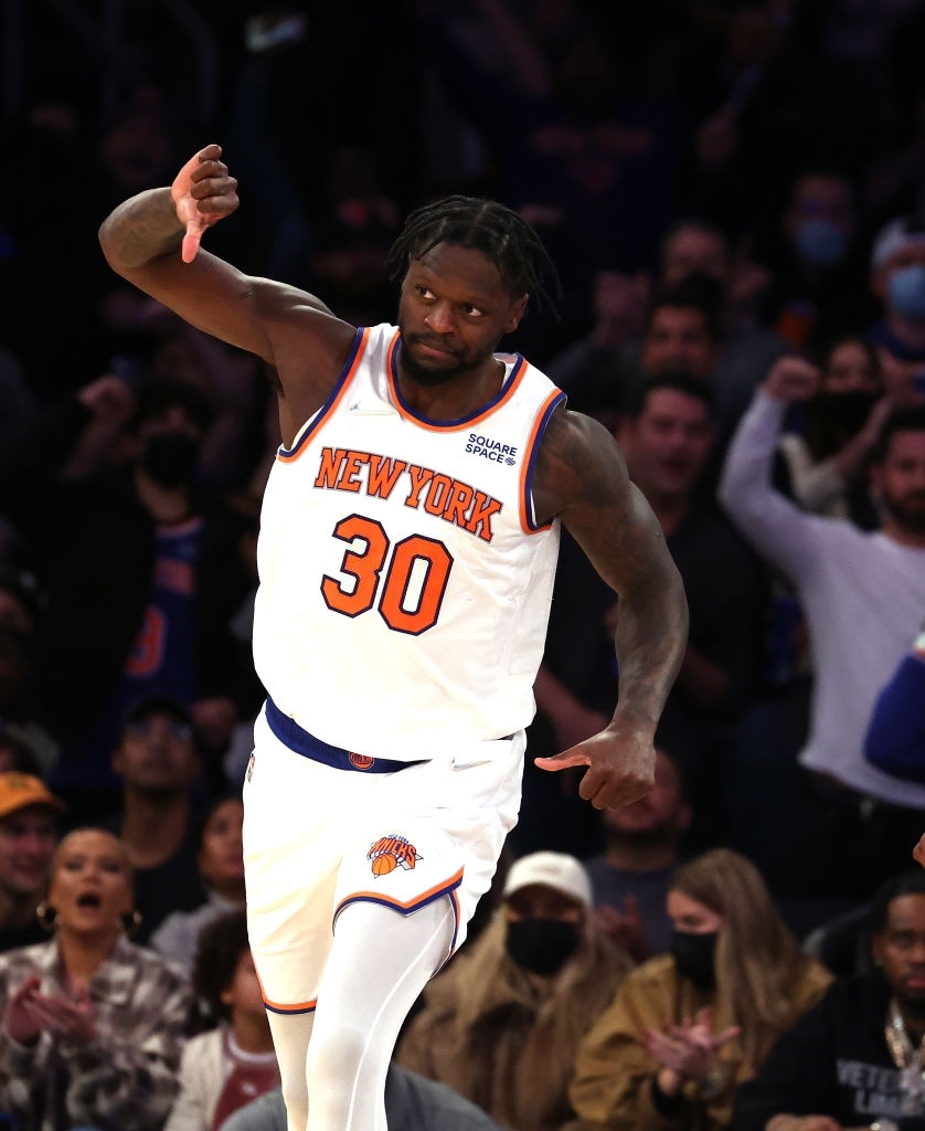 Julius Randle hối tiếc vì động thái chỉ trích CĐV New York Knicks: &quot;Im cái mồm lại đi&quot;  - Ảnh 1.