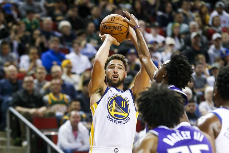 Giá vé sân Chase Center tăng cao trong ngày trở lại Klay Thompson - Ảnh 1.