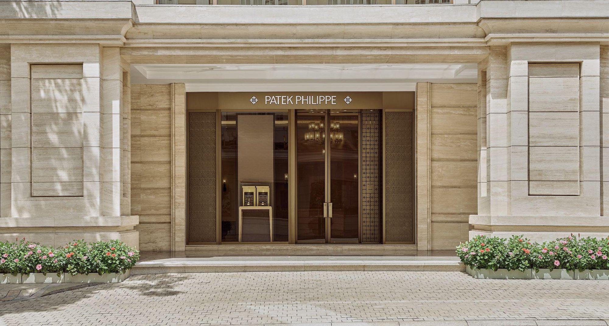 Khám phá nét độc đáo của cửa hàng Patek Philippe mới tại TP.HCM - Ảnh 5.