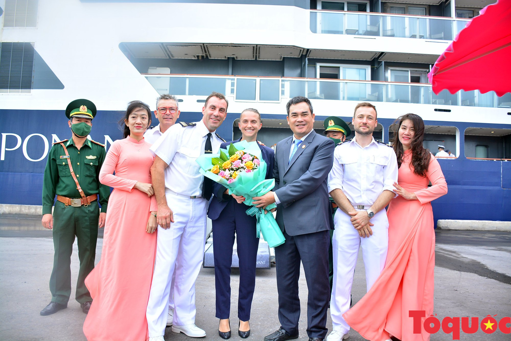 Quảng Bình lần đầu tiên đón du thuyền cao cấp quốc tế - Ảnh 3.