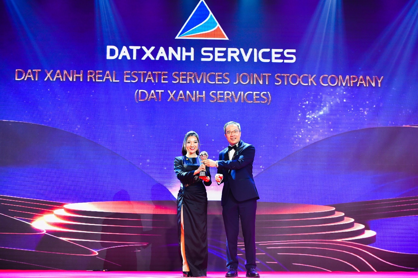 Dat Xanh Services hai năm liên tiếp nhận &quot;cú đúp&quot; giải thưởng APEA - Ảnh 3.
