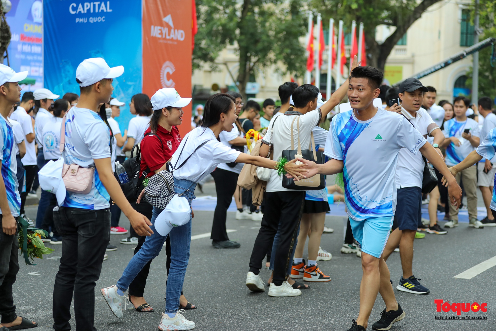 Hơn một ngàn vận động viên tranh tài tại Chung kết Giải chạy Báo Hànộimới lần thứ 47 - Vì hòa bình - Ảnh 15.