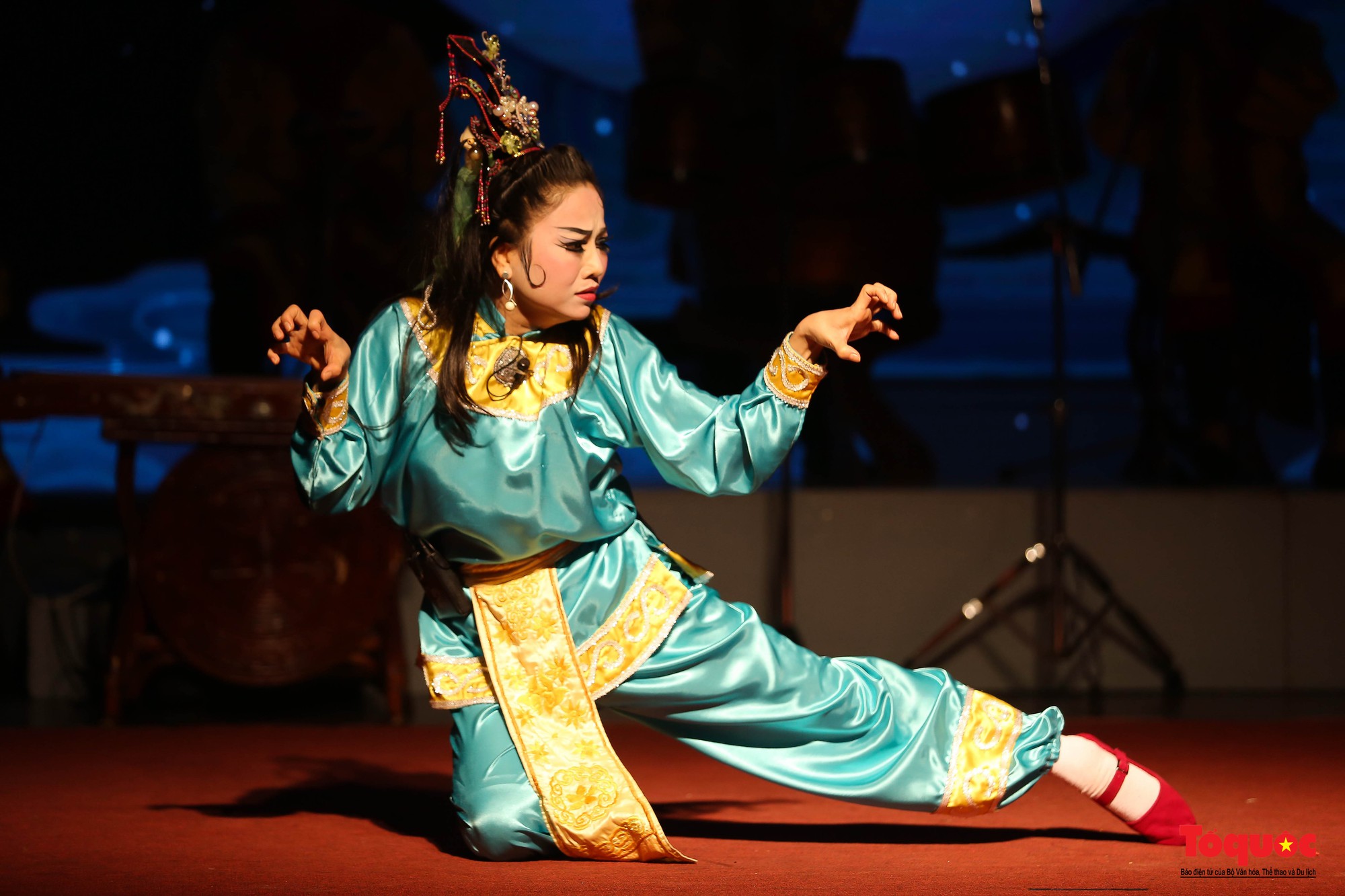 Chương trình nghệ thuật truyền thống “Hồn Việt” trở lại phục vụ du khách khi tới Đà Nẵng - Ảnh 10.