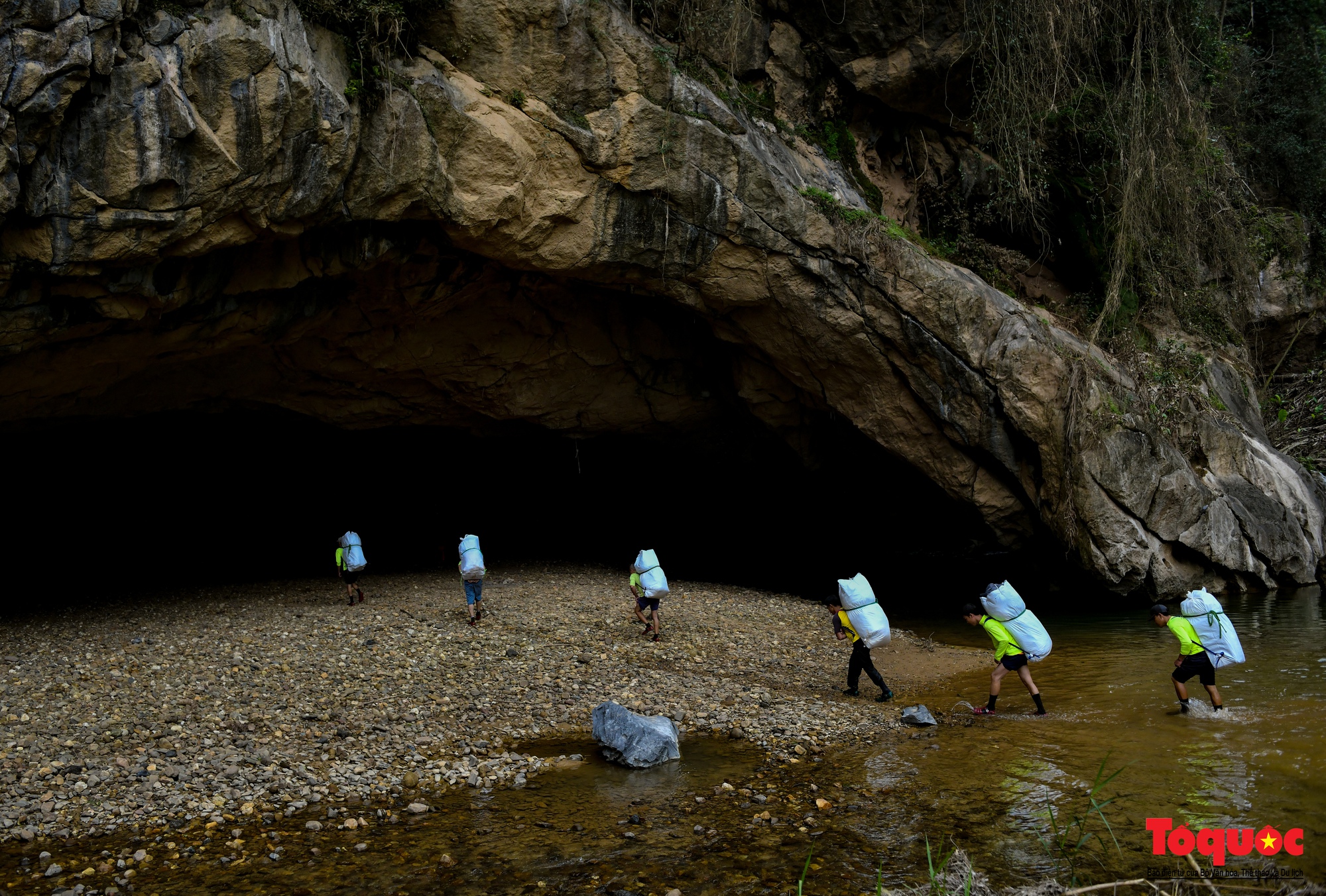Hang Sơn Đoòng đứng đầu danh sách 10 hang động tự nhiên kỳ vĩ nhất thế giới - Ảnh 25.