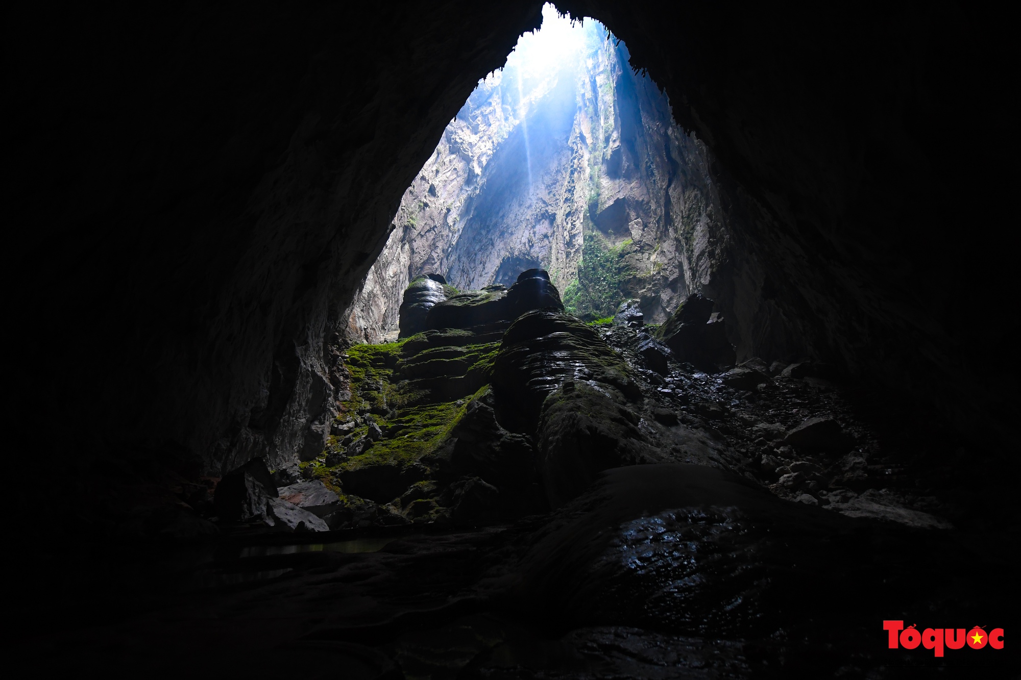 Hang Sơn Đoòng đứng đầu danh sách 10 hang động tự nhiên kỳ vĩ nhất ...