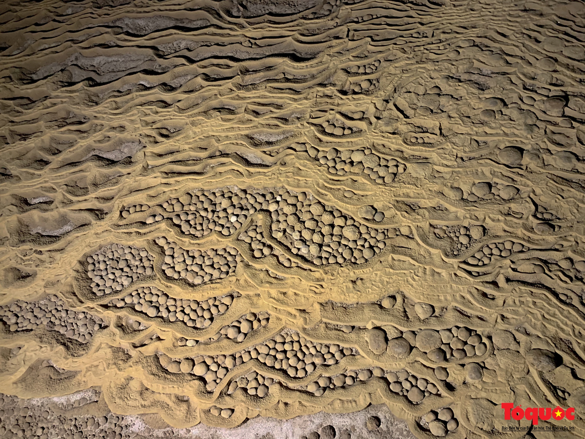Hang Sơn Đoòng đứng đầu danh sách 10 hang động tự nhiên kỳ vĩ nhất thế giới - Ảnh 14.