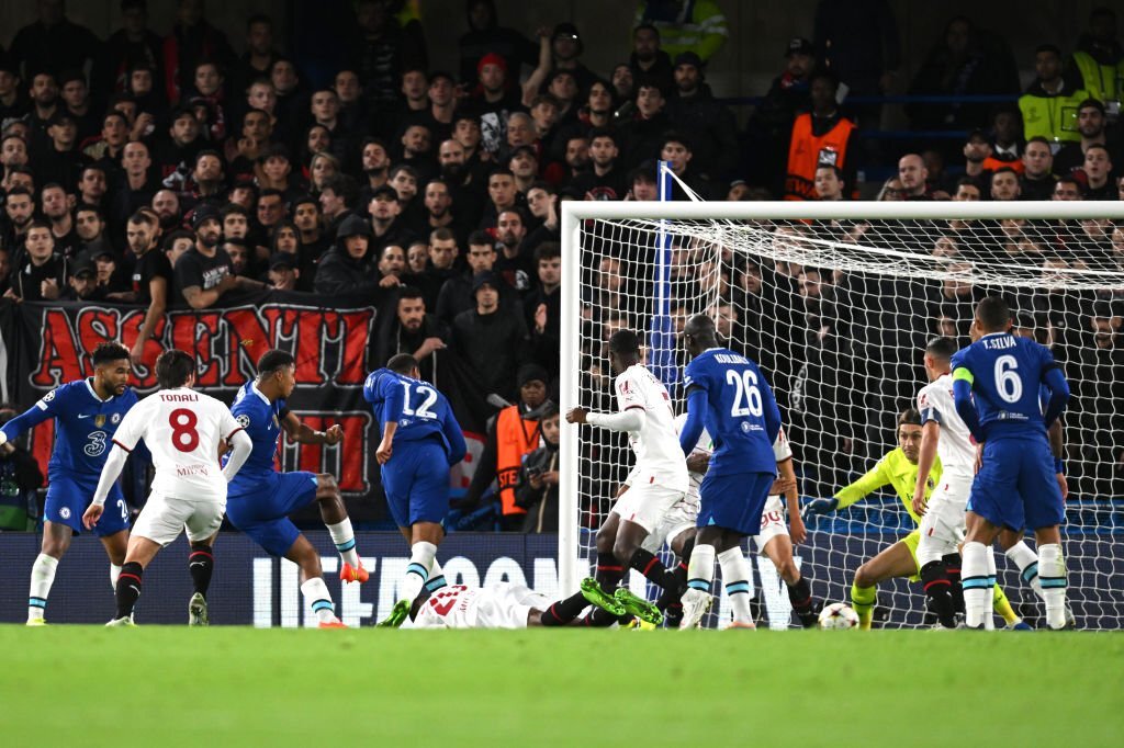 Thắng đậm Milan, Chelsea lại bừng sáng cơ hội giành vé đi tiếp - Ảnh 2.