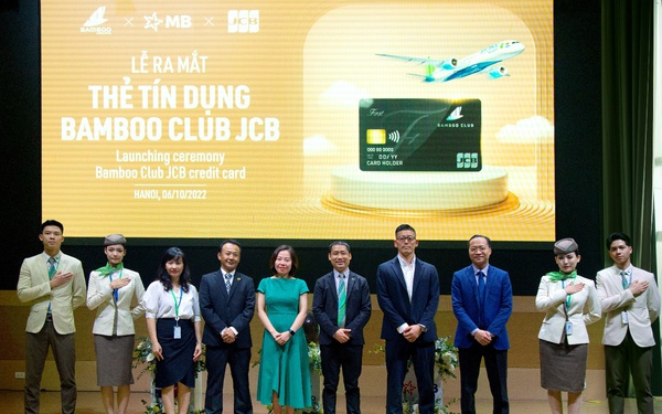 Bamboo Airways cùng JCB và MB ra mắt thẻ tín dụng Bamboo Club JCB - Ảnh 1.