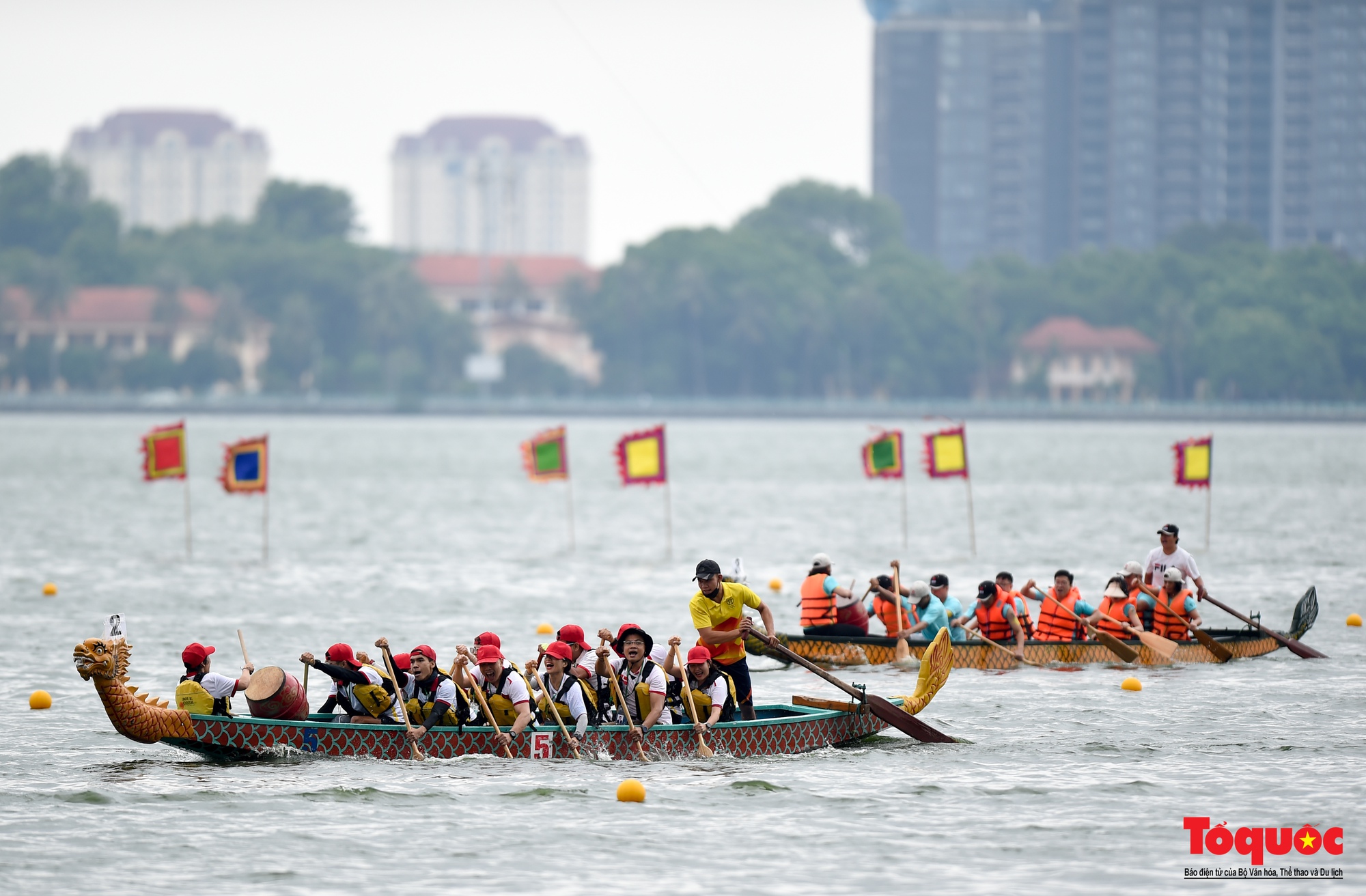 Giải Bơi chải thuyền rồng Hà Nội mở rộng năm 2022 - Ảnh 19.