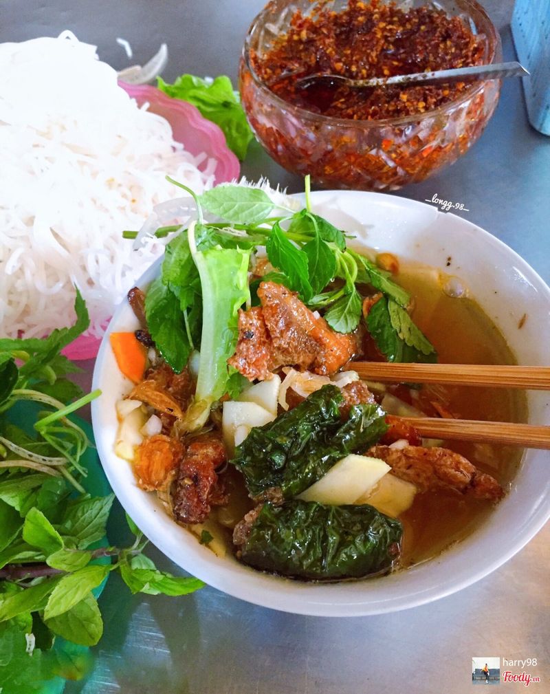 Chẳng kém phố cổ, Hà Đông hội tụ đa dạng món ăn chất lượng mà lại vừa túi tiền - Ảnh 13. Chẳng kém phố cổ, Hà Đông hội tụ đa dạng món ăn chất lượng mà lại vừa túi tiền - Ảnh 13.