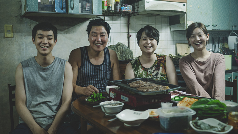 Những chiêu marketing bẩn trong Ký Sinh Trùng và cách tiếp cận khách hàng