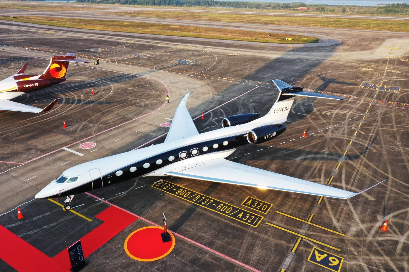 “Đã mắt” ngắm G700- ngôi sao của triển lãm hàng không Airshow 2022 tại Vân Đồn - Ảnh 2.