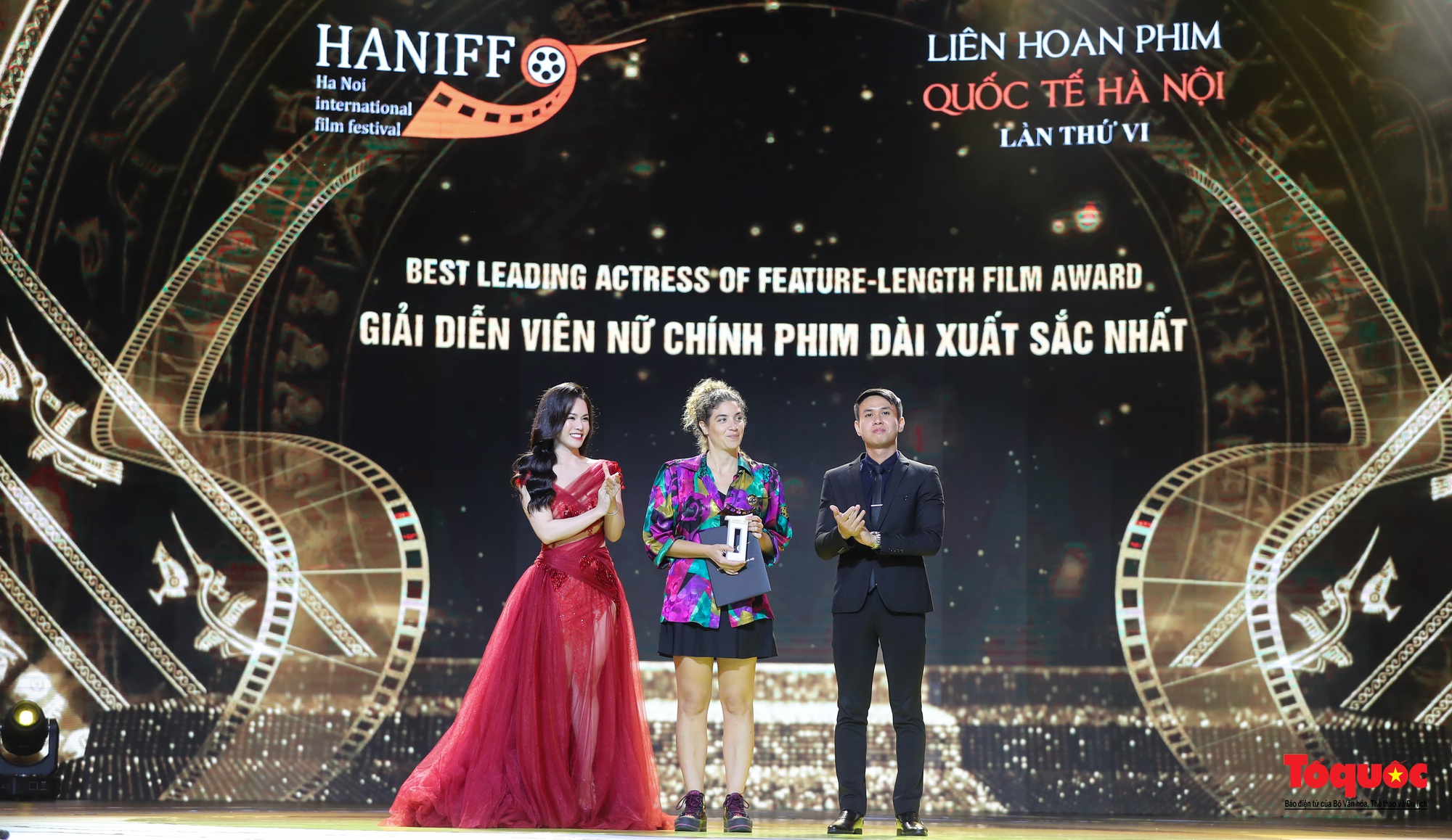 Bế mạc HANIFF 2022: 12 hàng mục giải thưởng trao cho các bộ phim, diễn viên, đạo diễn xuất sắc - Ảnh 11.