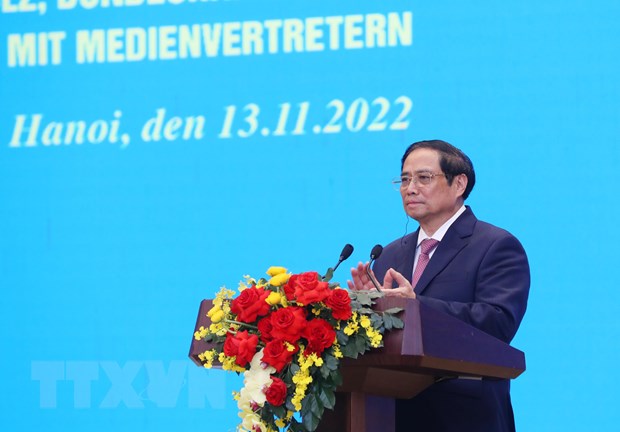 Thủ tướng Phạm Minh Chính và Thủ tướng Đức gặp gỡ báo chí - Ảnh 2.
