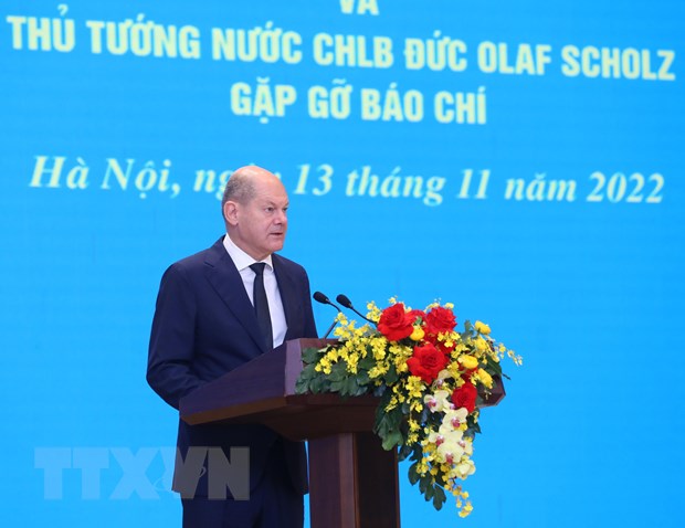 Thủ tướng Phạm Minh Chính và Thủ tướng Đức gặp gỡ báo chí - Ảnh 3.