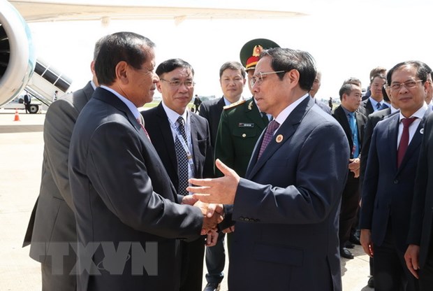 Thủ tướng về tới Hà Nội, kết thúc chuyến công tác tại Campuchia - Ảnh 2.