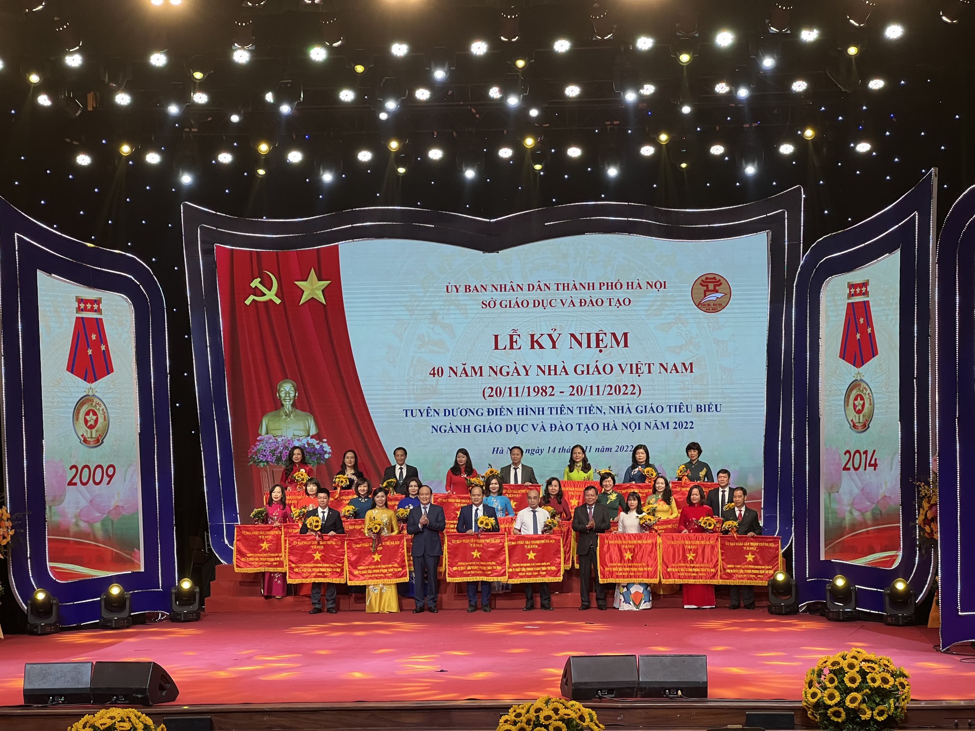 Năm 2022: Hà Nội dẫn đầu các kỳ thi học sinh giỏi Quốc gia, Quốc tế - Ảnh 3.