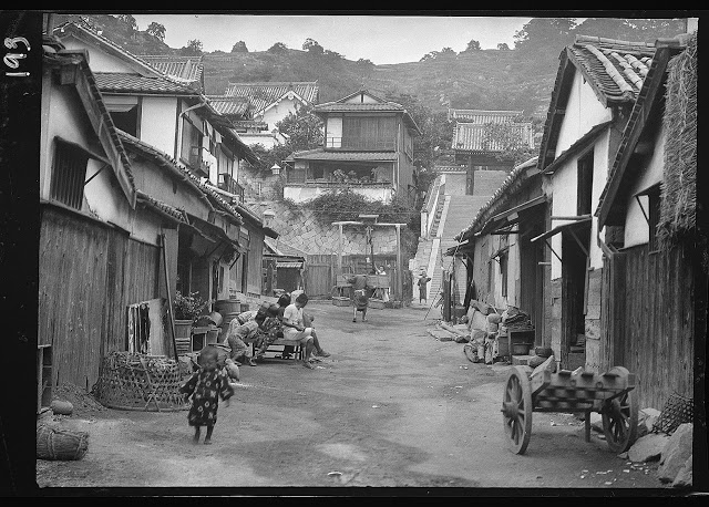 Bộ ảnh hiếm chụp lại Nhật Bản 100 năm trước khác lạ hoàn toàn so với bây giờ  - Ảnh 5.