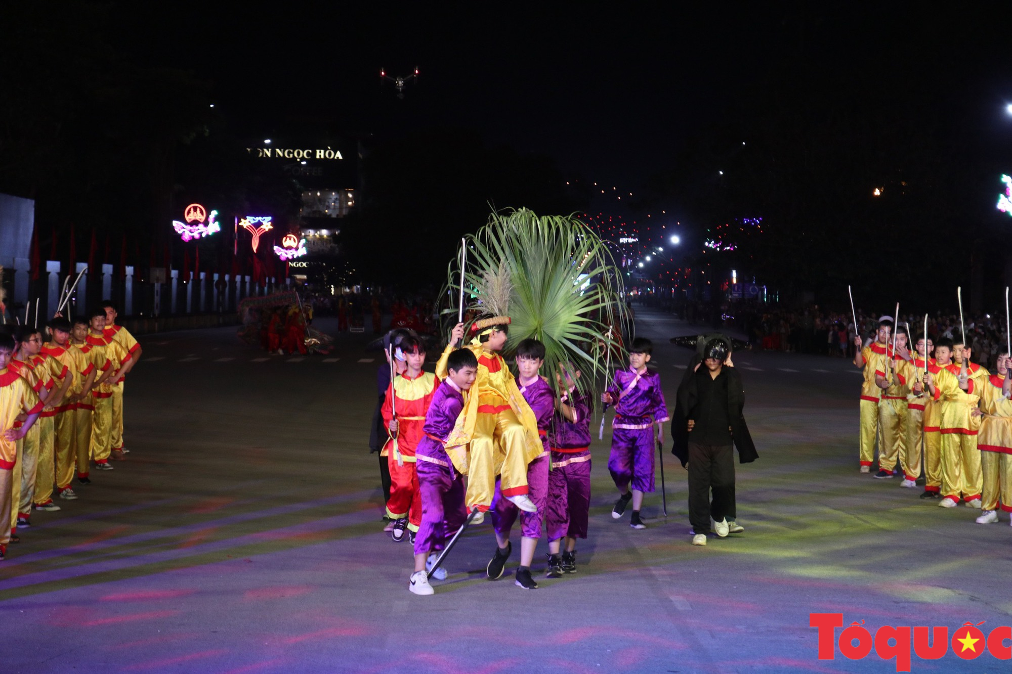 Sôi động Lễ hội đường phố tại Festival Ninh Bình năm 2022 - Ảnh 5.