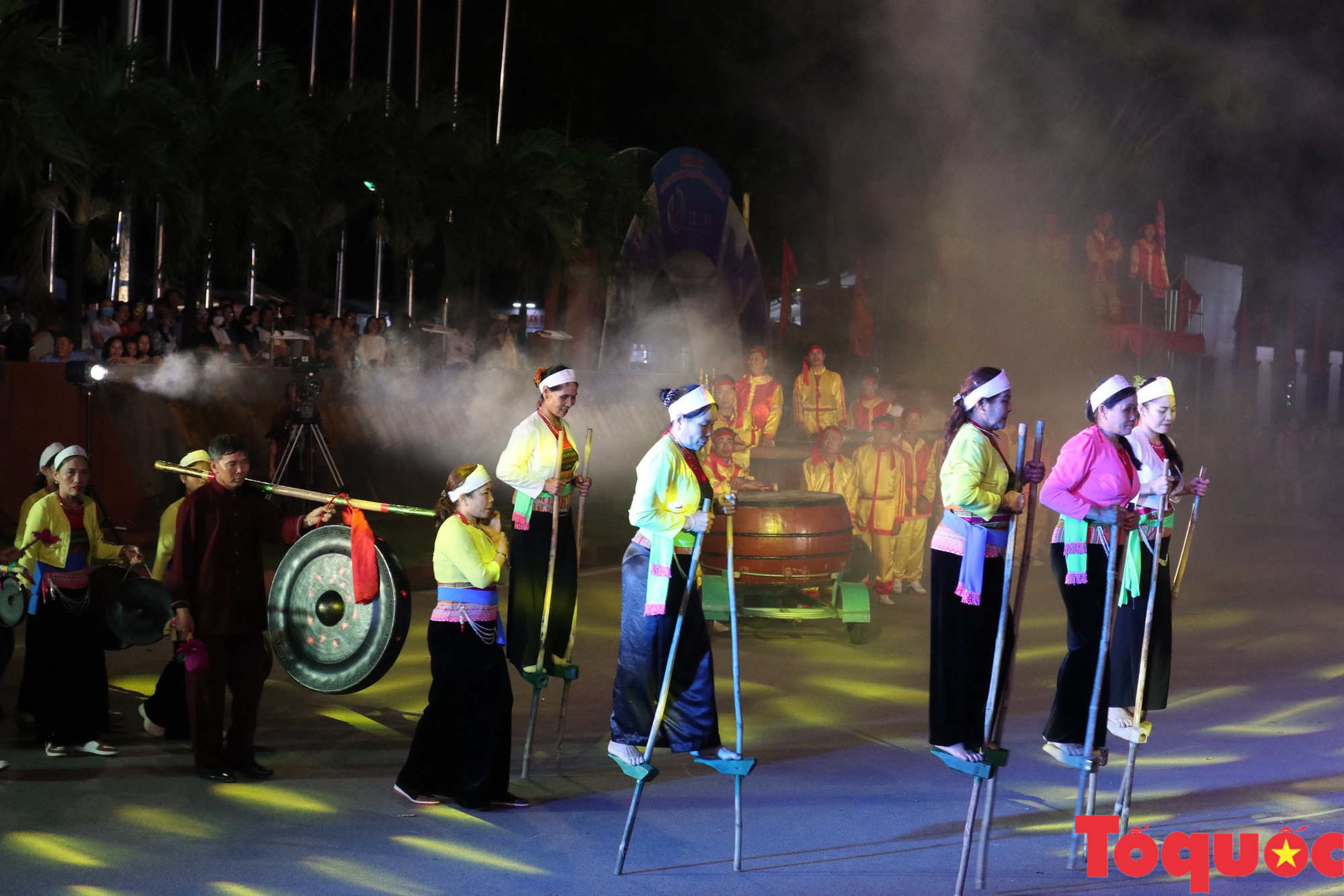 Sôi động Lễ hội đường phố tại Festival Ninh Bình năm 2022 - Ảnh 7.