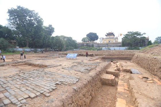 Khai quật Chính điện Kính Thiên: Lần đầu tiên phát lộ dấu tích sân Đan Trì, đường Ngự đạo - Ảnh 4.