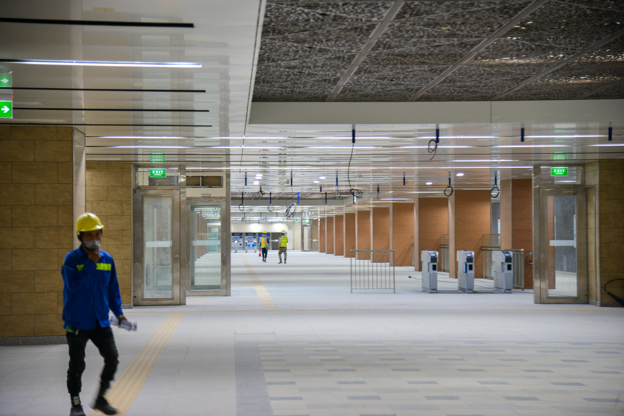 Bên trong nhà ga ngầm đầu tiên hoàn thành 100% của tuyến Metro TP.HCM  - Ảnh 10.