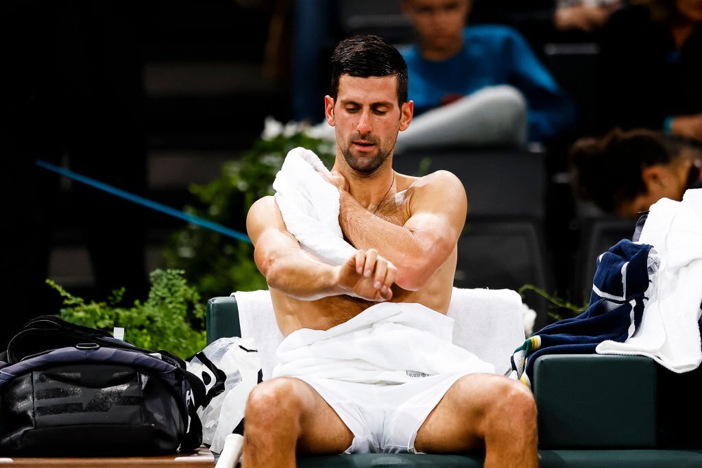 Djokovic thắng trận thứ 11 liên tiếp, vào tứ kết Paris Masters - Ảnh 5.