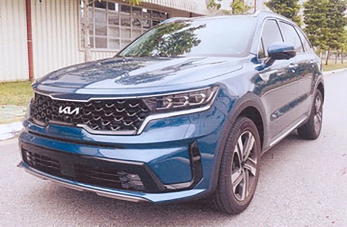 Kia Carens 2023 chốt lịch ra mắt Việt Nam cùng loạt SUV hàng hot: Sorento HEV, Telluride có thể trình diện - Ảnh 4.