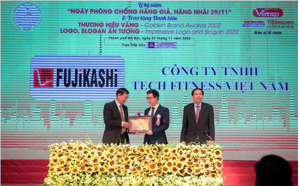 Nỗ lực cống hiến, Fujikashi đạt danh hiệu &quot;Top 10 thương hiệu vàng năm 2022&quot; - Ảnh 1.