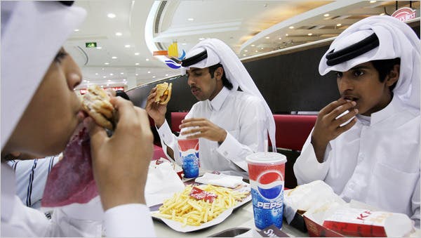 Không chỉ giàu có và xa hoa, ở Qatar còn có 9 điều kỳ lạ sau khiến cho phần còn lại của thế giới thấy bối rối - Ảnh 7.