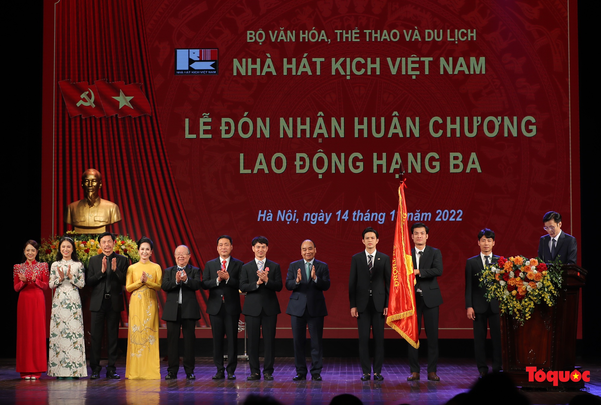 Lễ kỷ niệm 70 năm thành lập Nhà hát Kịch Việt Nam - Ảnh 12.