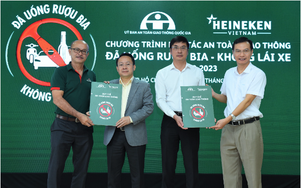 HEINEKEN Việt Nam tái triển khai chương trình &quot;Đã uống rượu bia - không lái xe&quot; - Ảnh 1.