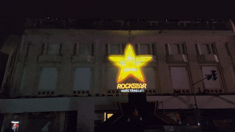 [Trước giờ G] Lộ diện sân khấu cực hoành tráng của Rockstar Party Âm Thanh Ánh Sáng 3D tại phố đi bộ Hoàn Kiếm, Hà Nội - Ảnh 3.