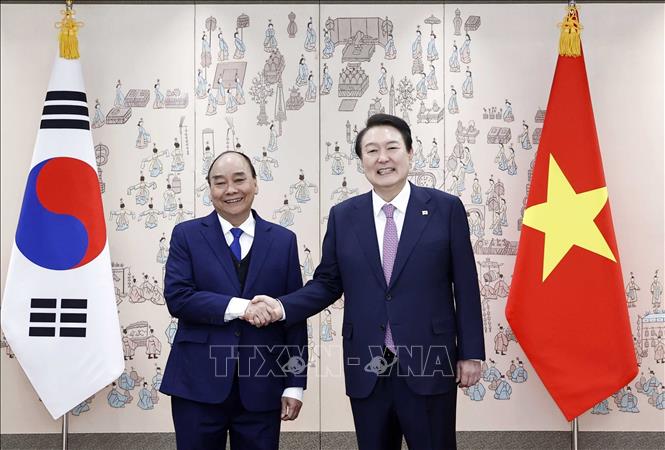 Lễ đón Chủ tịch nước Nguyễn Xuân Phúc thăm cấp Nhà nước tới Hàn Quốc - Ảnh 2.