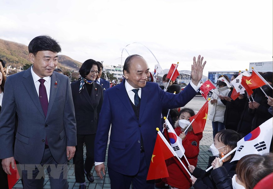 Hình ảnh hoạt động của Chủ tịch nước Nguyễn Xuân Phúc tại Hàn Quốc - Ảnh 1.