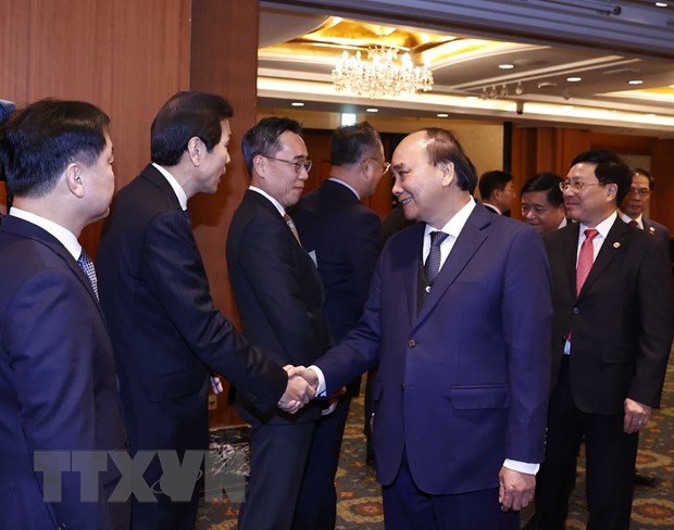 Chủ tịch nước chủ trì buổi tọa đàm với các doanh nghiệp lớn Hàn Quốc - Ảnh 2.