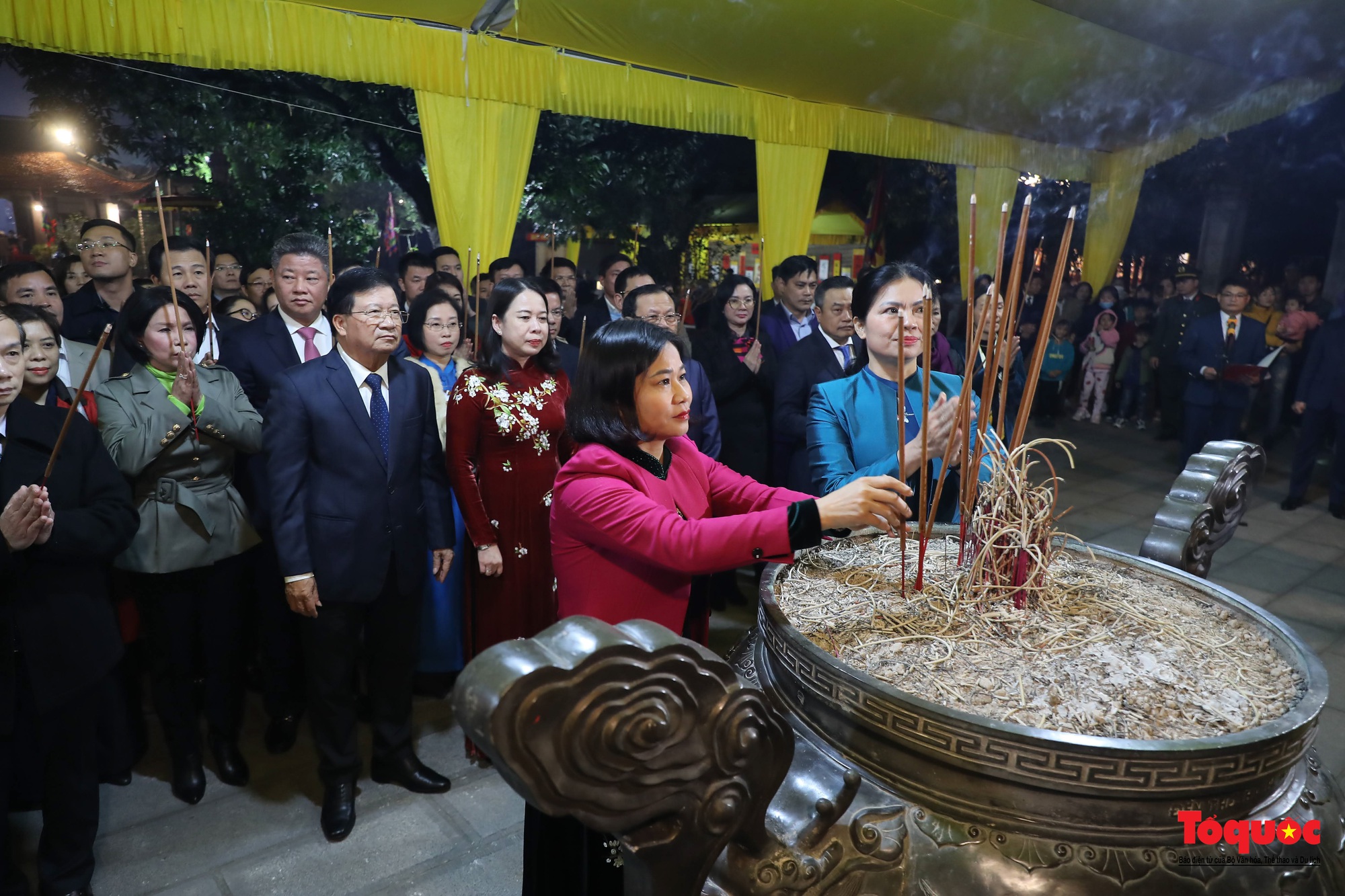 Hà Nội: Huyện Mê Linh đón nhận danh hiệu đạt chuẩn nông thôn mới và đón nhận Huân chương Lao động hạng Ba - Ảnh 7.
