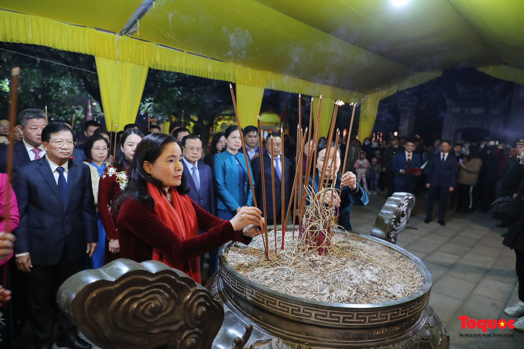 Hà Nội: Huyện Mê Linh đón nhận danh hiệu đạt chuẩn nông thôn mới và đón nhận Huân chương Lao động hạng Ba - Ảnh 9.