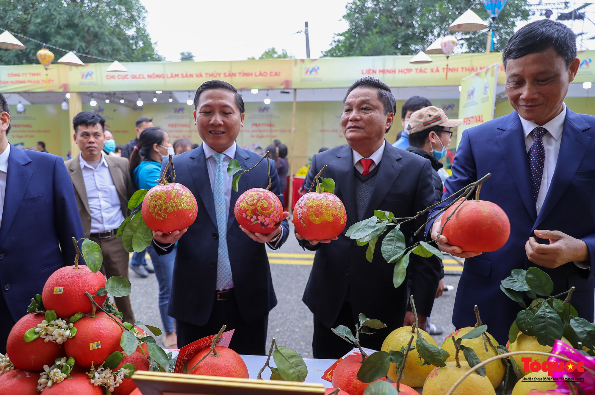 Khai mạc Lễ hội hoa và Festival nông sản, sản phẩm OCOP tại huyện Mê Linh - Ảnh 19.