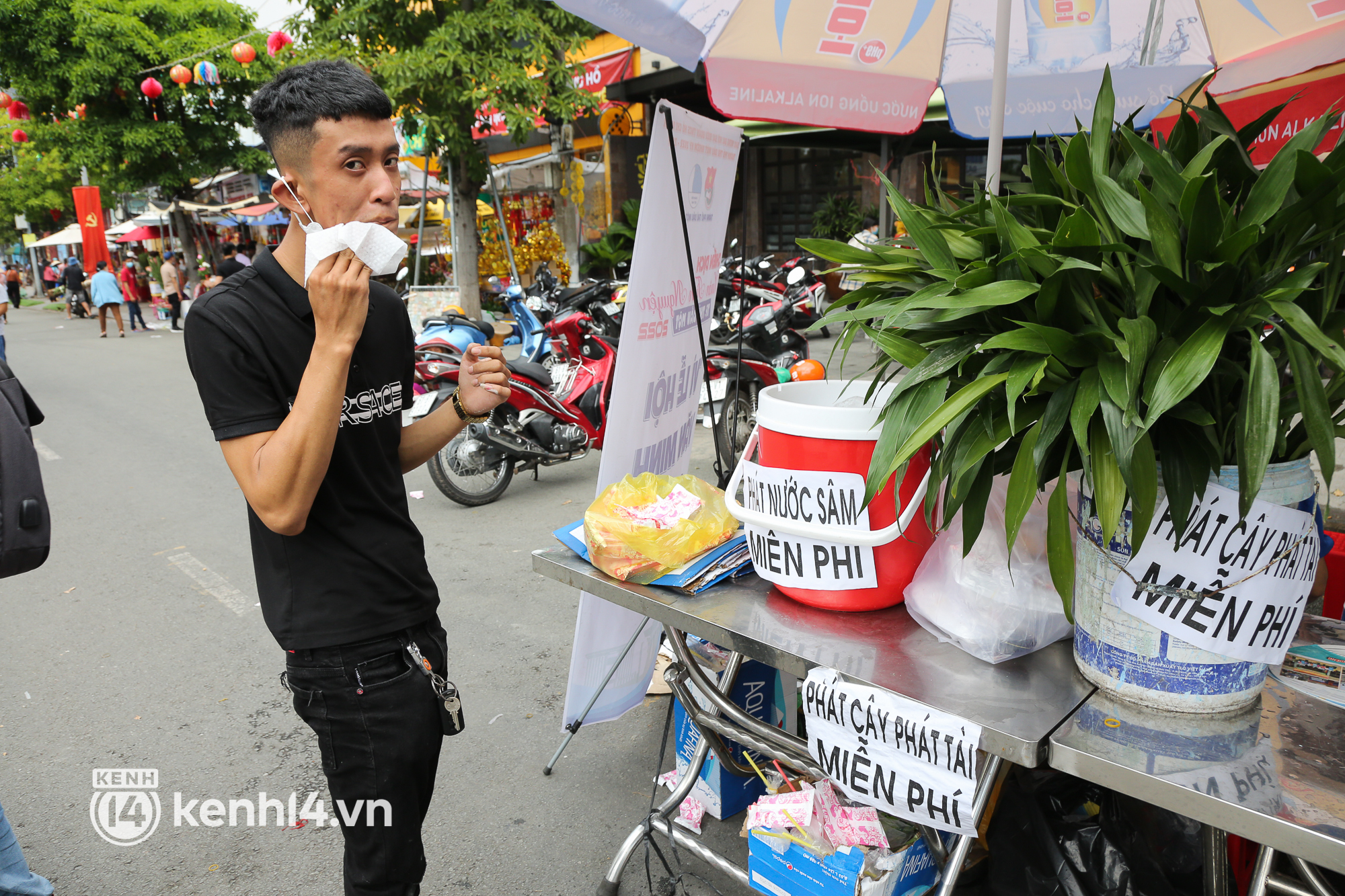 Bình Dương năm nào cũng có 1 lễ hội mà ở đó cái gì cũng miễn phí, bất cứ du khách nào đều cảm thấy ấm lòng! - Ảnh 15.