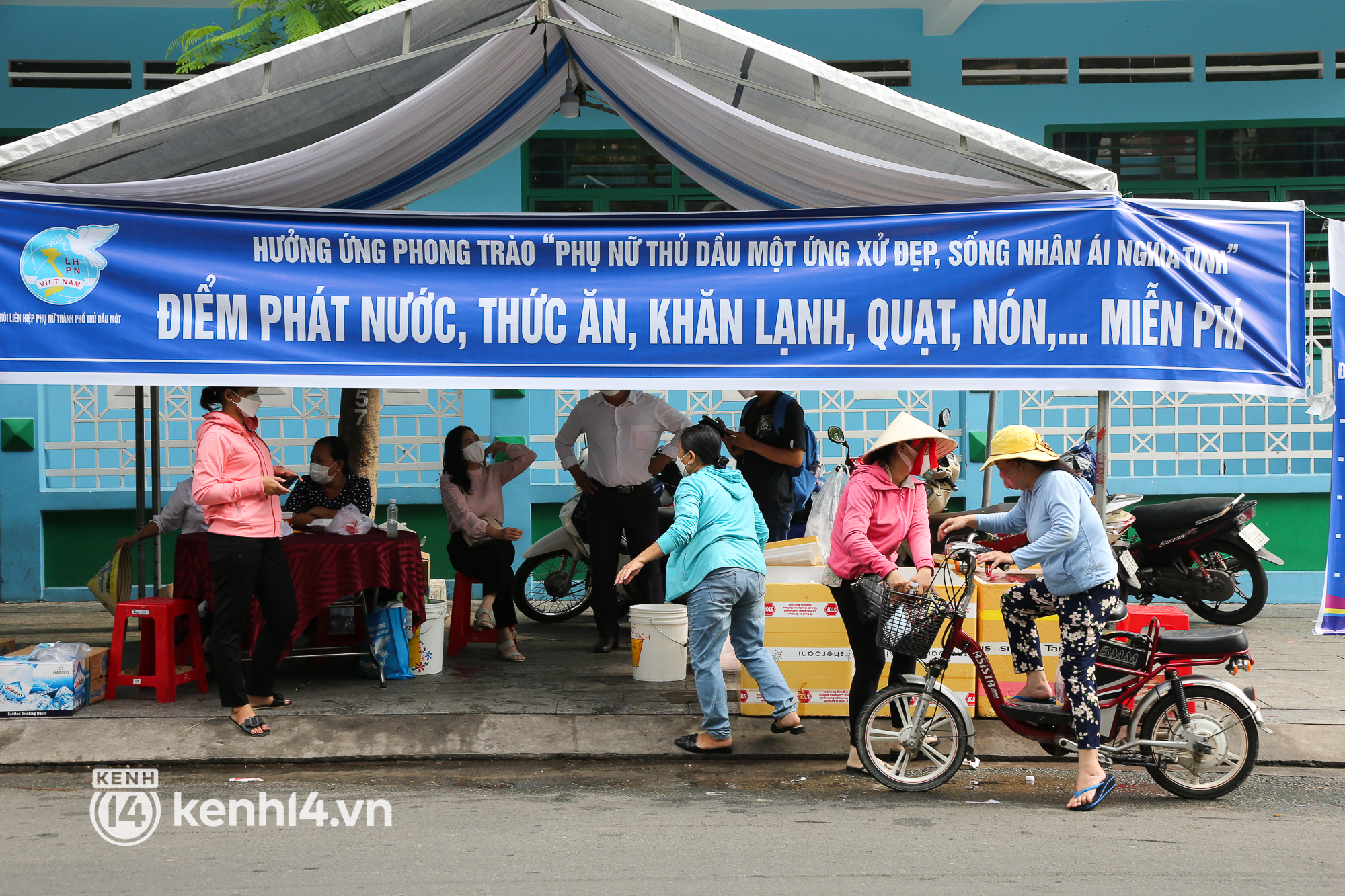 Bình Dương năm nào cũng có 1 lễ hội mà ở đó cái gì cũng miễn phí, bất cứ du khách nào đều cảm thấy ấm lòng! - Ảnh 6.